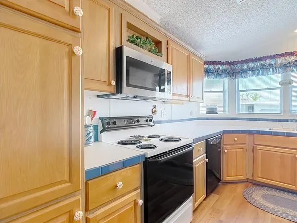 $215,000 | 499 Village Boulevard, Frostproof, FL 33843