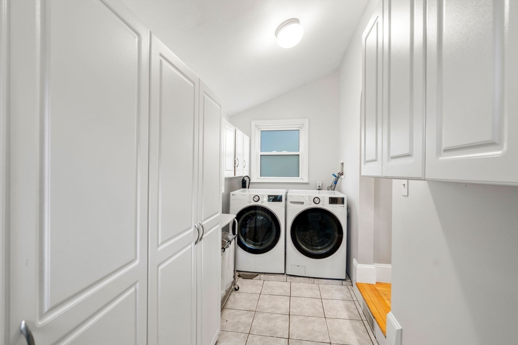 6 Grove Avenue Sharon, MA 02067 - Photo 18 of 27 a utility room with dryer and washer