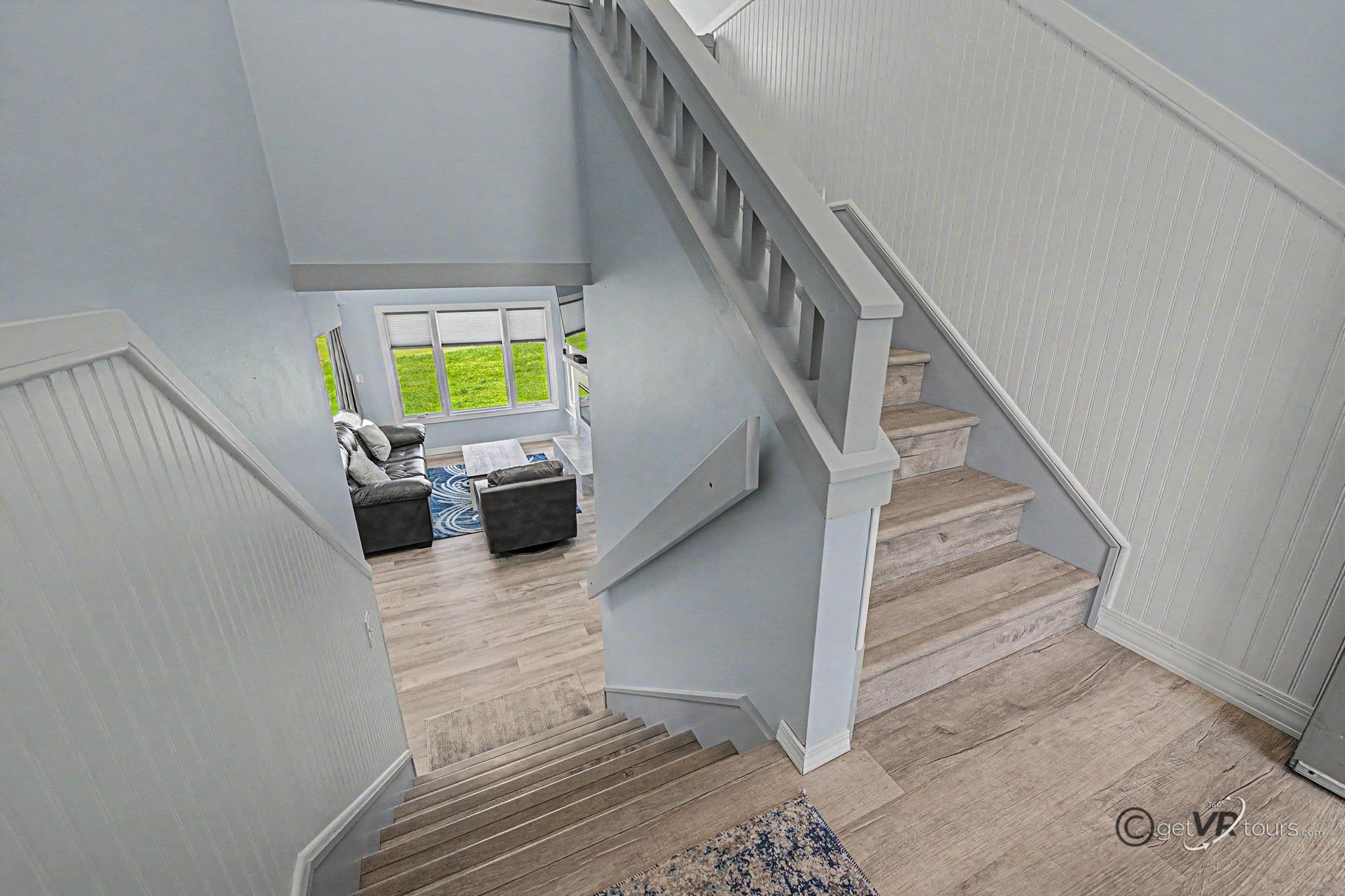 27 Poplar Ridge Galena, IL 61036 - Photo 2 of 25