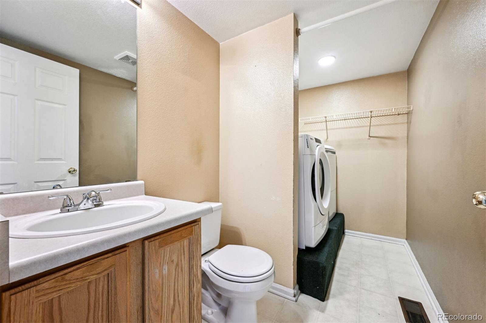 21691 Omaha Avenue Parker, CO 80138 - Photo 15 of 29