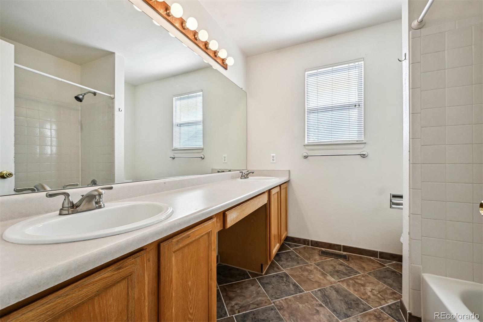 21691 Omaha Avenue Parker, CO 80138 - Photo 17 of 29