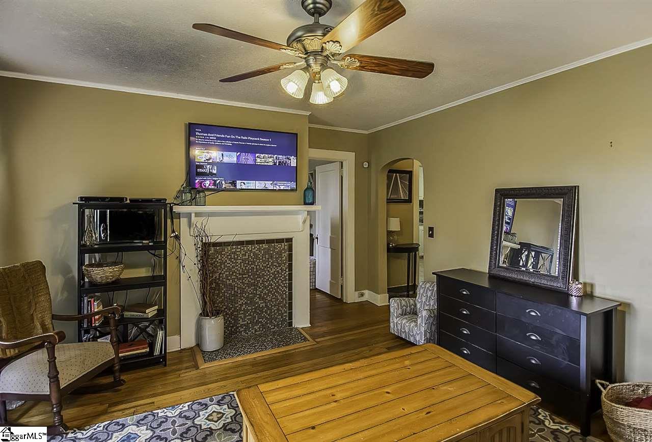 205 Thackston Street Fountain Inn, SC 29644 - Photo 11 of 30 Gallery Image 11
