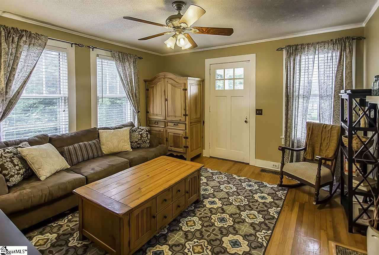 205 Thackston Street Fountain Inn, SC 29644 - Photo 3 of 30 Gallery Image 3