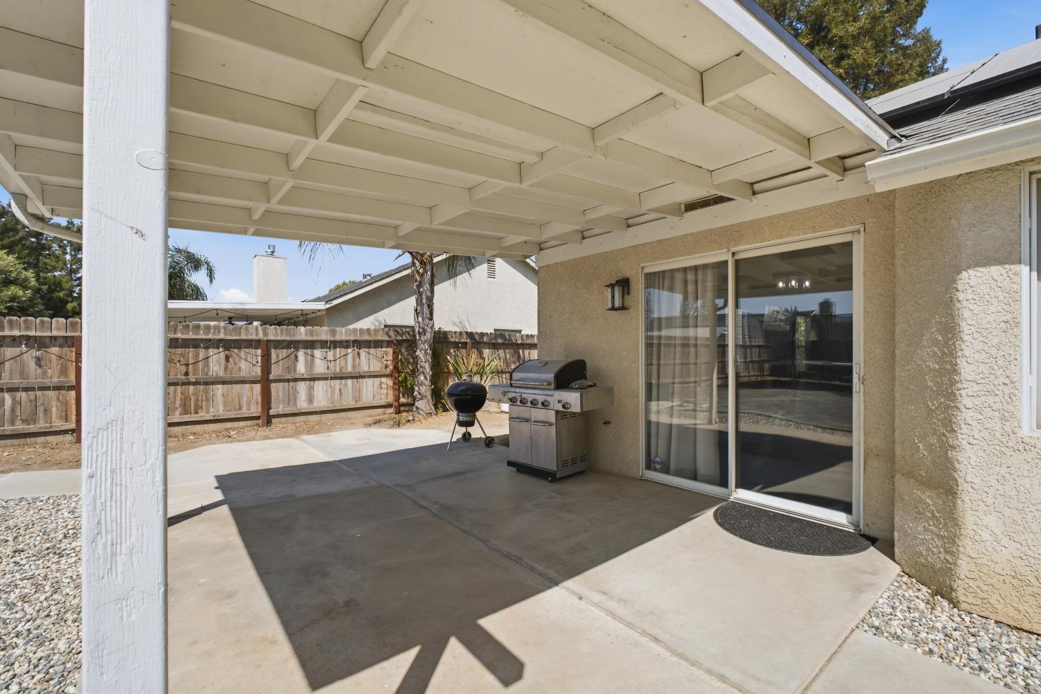 351 West Stanley Avenue Reedley, CA 93654 - Photo 32 of 42 Gallery Image 32