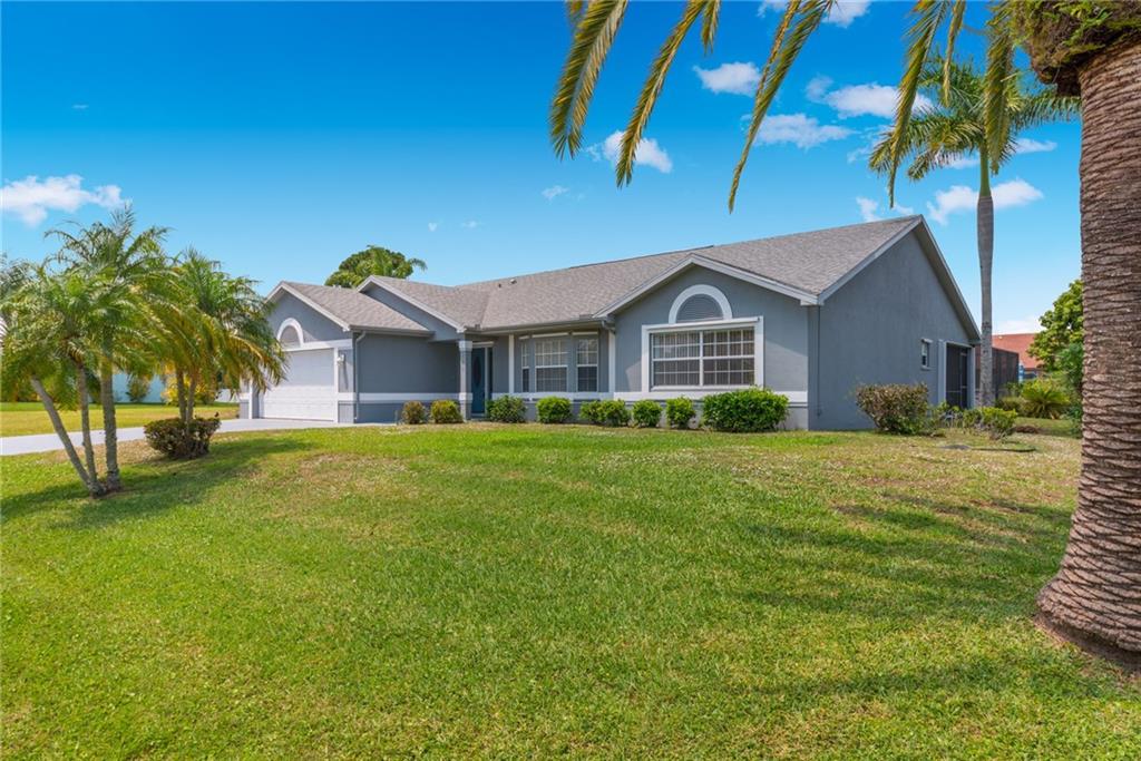 201 Southwest Parish Terrace Port St. Lucie, FL 34984 - Photo 1 of 21