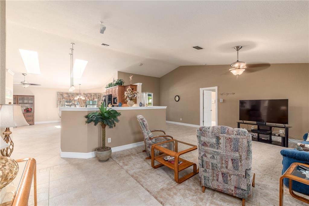 201 Southwest Parish Terrace Port St. Lucie, FL 34984 - Photo 3 of 21