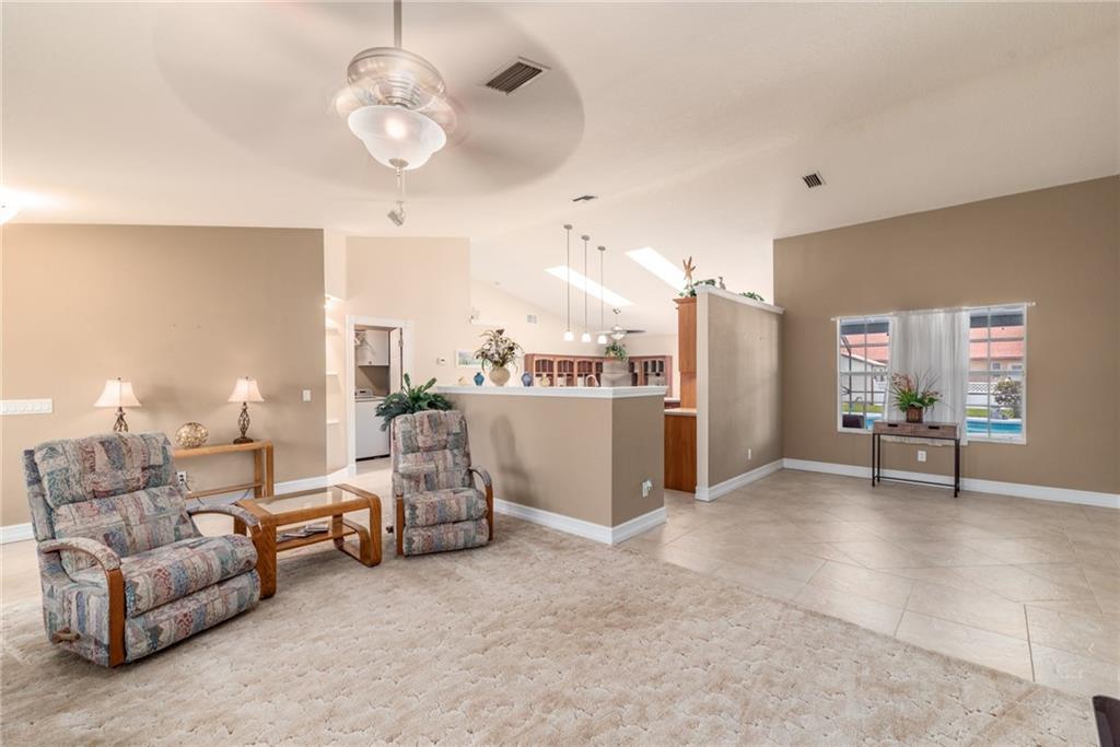 201 Southwest Parish Terrace Port St. Lucie, FL 34984 - Photo 4 of 21