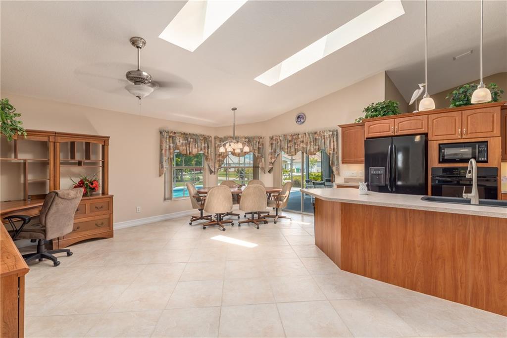 201 Southwest Parish Terrace Port St. Lucie, FL 34984 - Photo 6 of 21