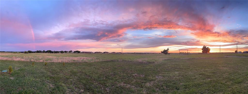 435 County Road 4875 Celeste, TX 75423 - Photo 2 of 35