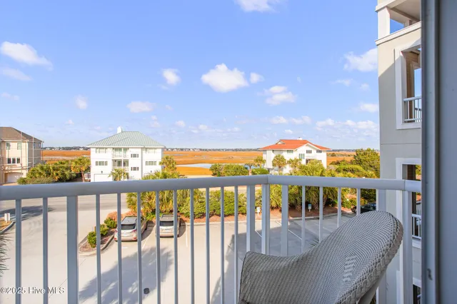 $2,195,000 | 2508 North Lumina Avenue, Unit 2D, Wrightsville Beach, NC 28480