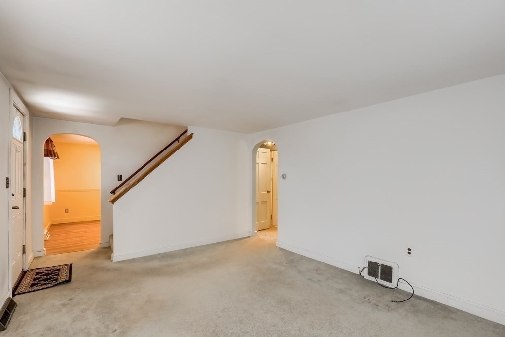 70 Elmlawn Road Braintree, MA 02184 - Photo 5 of 40 Gallery Image 5