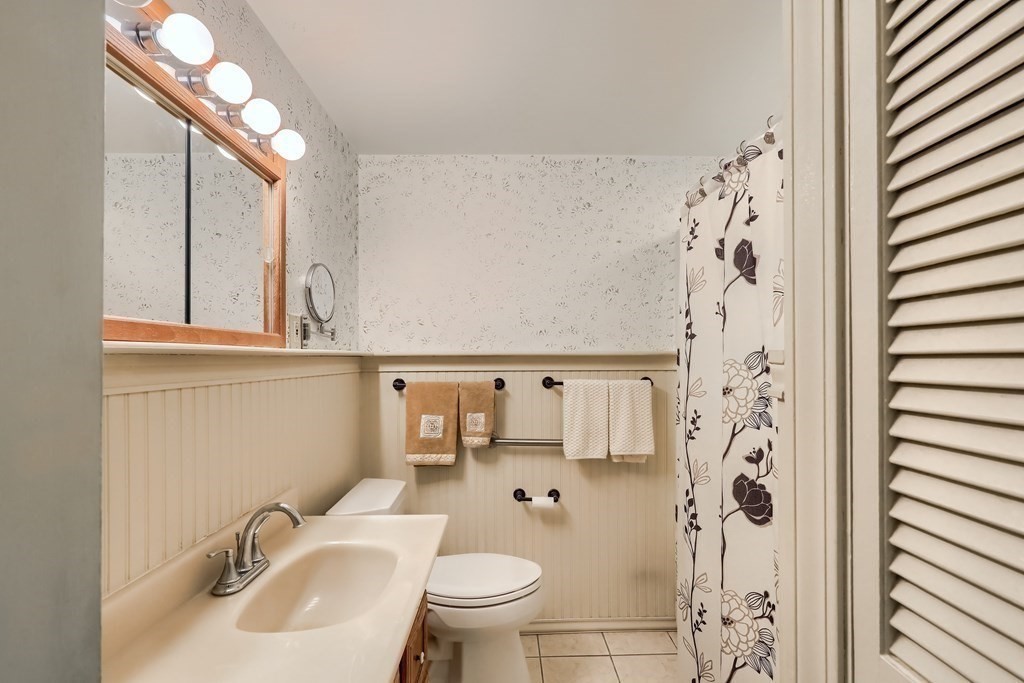 70 Elmlawn Road Braintree, MA 02184 - Photo 9 of 40 Gallery Image 9