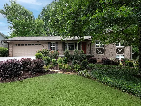$425,000 | 226 King David Drive Southwest, Lilburn, GA 30047