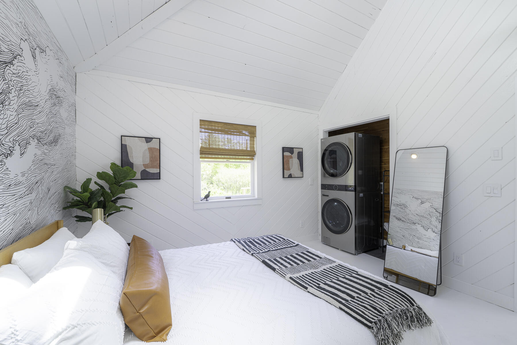 2208 Friendship Road Waldoboro, ME 04572 - Photo 36 of 76 Primary Bedroom