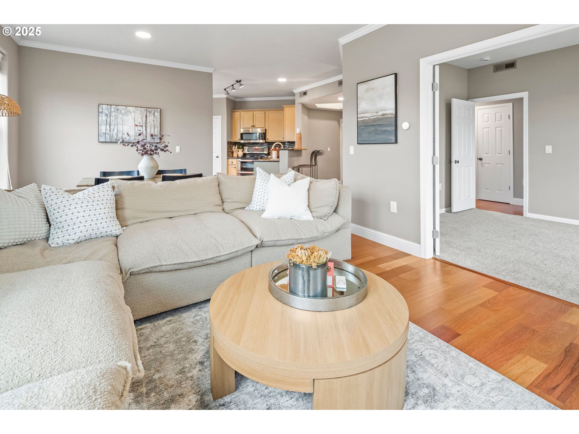 975 Springtree Lane West Linn, OR 97068 - Photo 13 of 48 a living room with furniture and a dining table