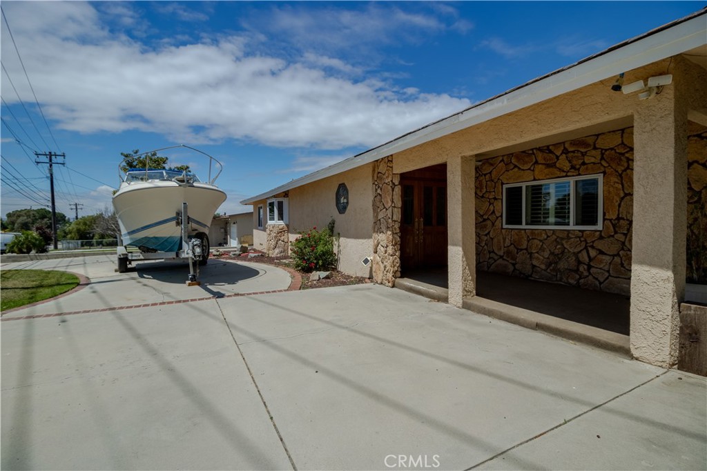 33288 Colorado Street Yucaipa, CA 92399 - Photo 3 of 35
