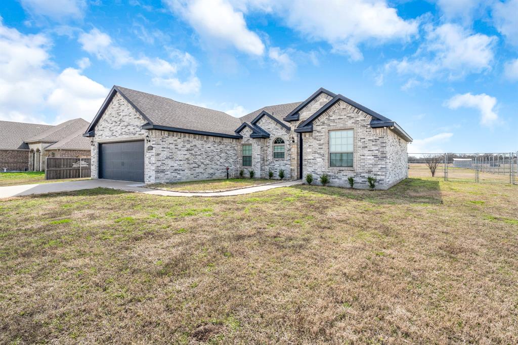 11729 County Road 313 Terrell, TX 75161 - Photo 2 of 25 a view of a house with a yard