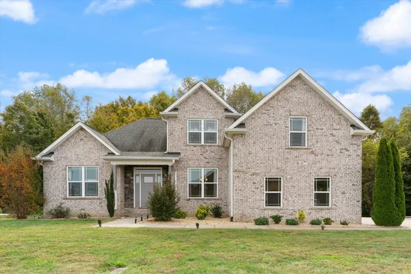 $550,000 | 4212 Sheffield Lane, Greenbrier, TN 37073