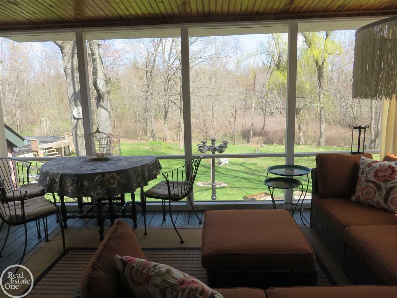 2486 Texter Road Leonard, MI 48367 - Photo 4 of 49 Gallery Image 4