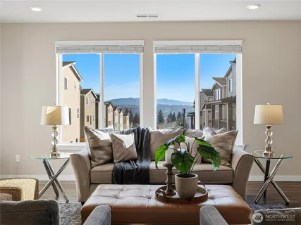 $854,000 | 11815 82nd Place South, Seattle, WA 98178