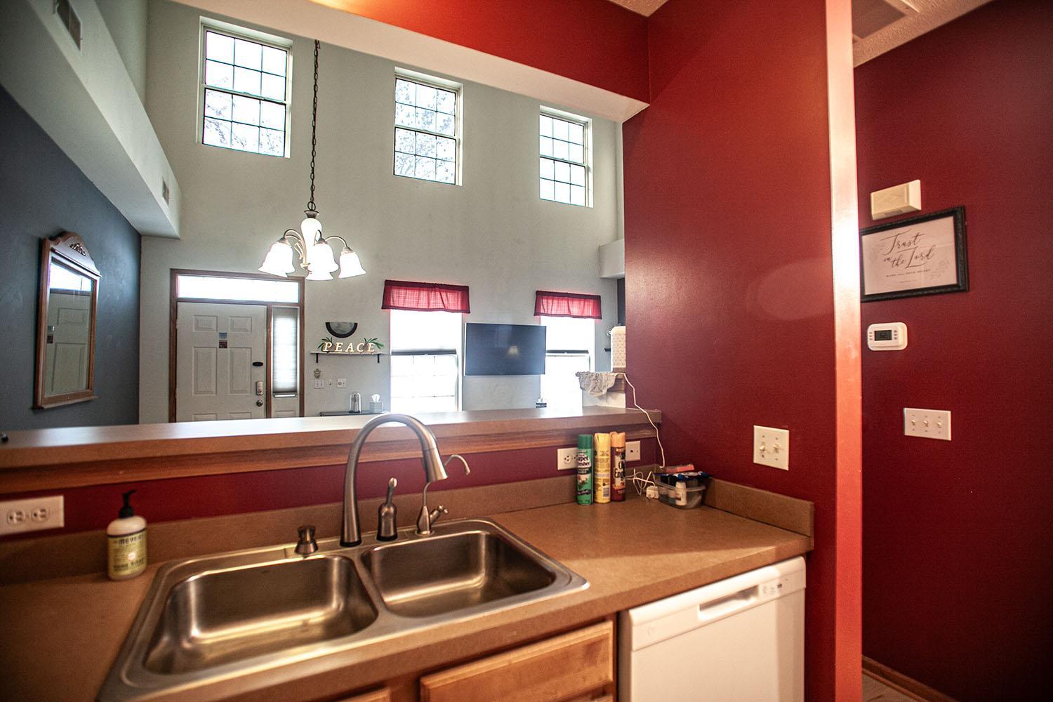 1790 Colonial Street Shakopee, MN 55379 - Photo 11 of 21