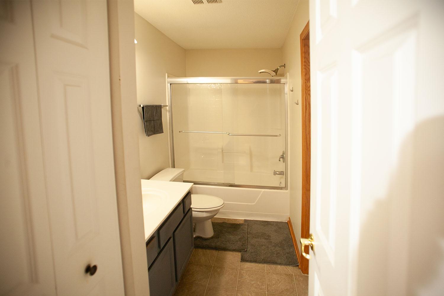 1790 Colonial Street Shakopee, MN 55379 - Photo 17 of 21