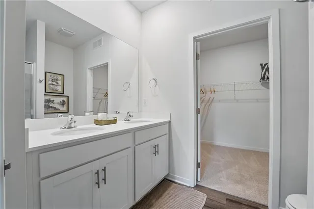 $444,990 | 2211 Crestview Court, Raymore, MO 64083