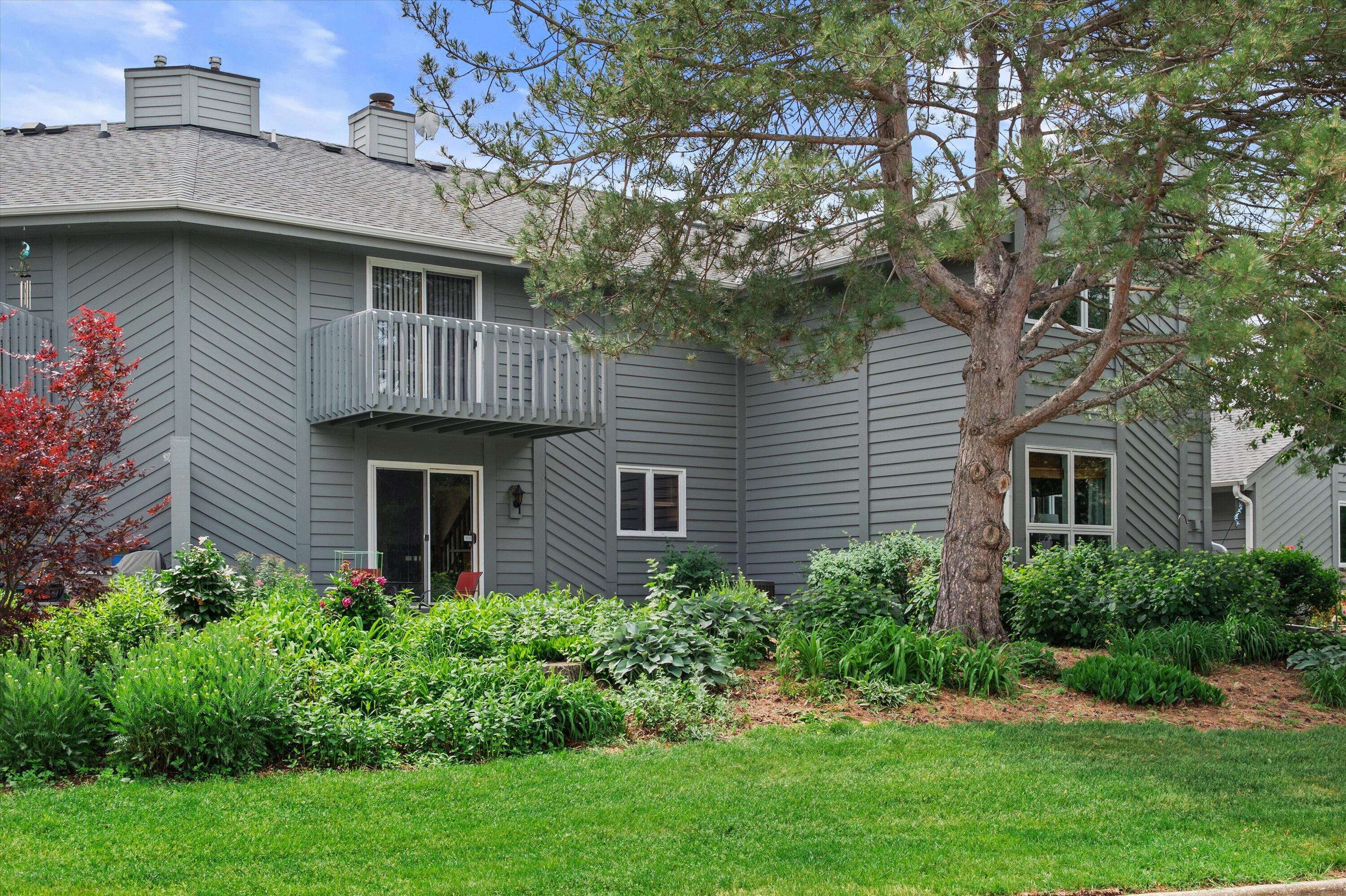 15661 West Ridge Road New Berlin, WI 53151 - Photo 28 of 32 34-DSC1267