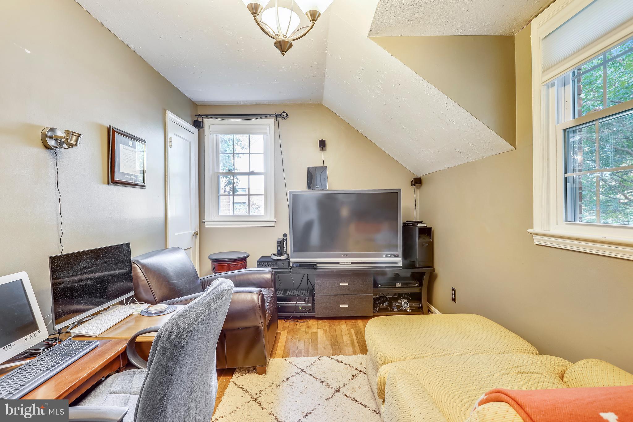 2705 Harris Avenue Silver Spring, MD 20902 - Photo 17 of 36 Gallery Image 17