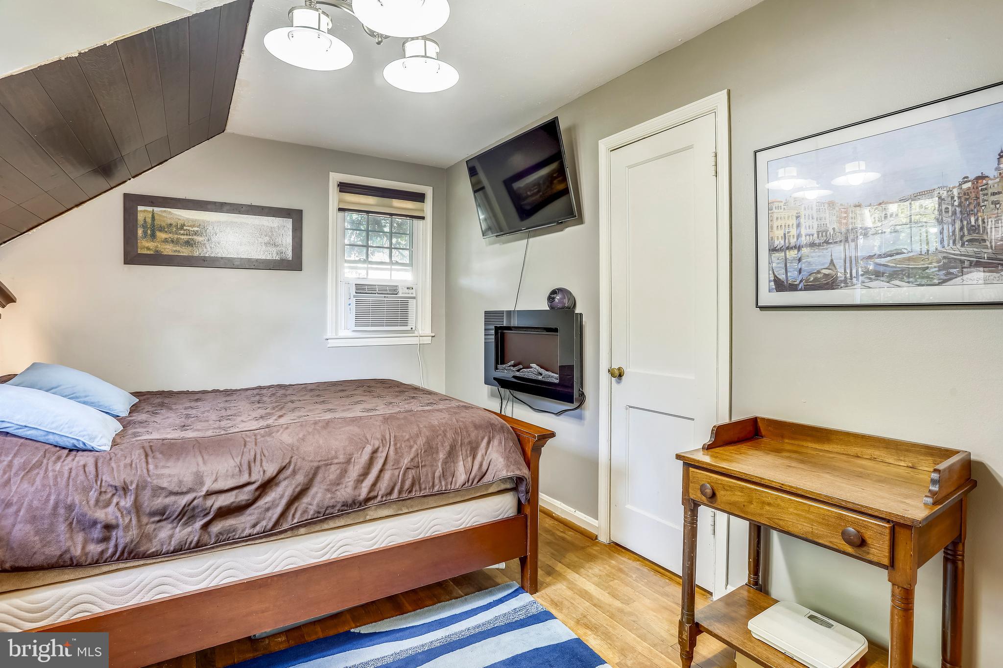 2705 Harris Avenue Silver Spring, MD 20902 - Photo 23 of 36 Gallery Image 23