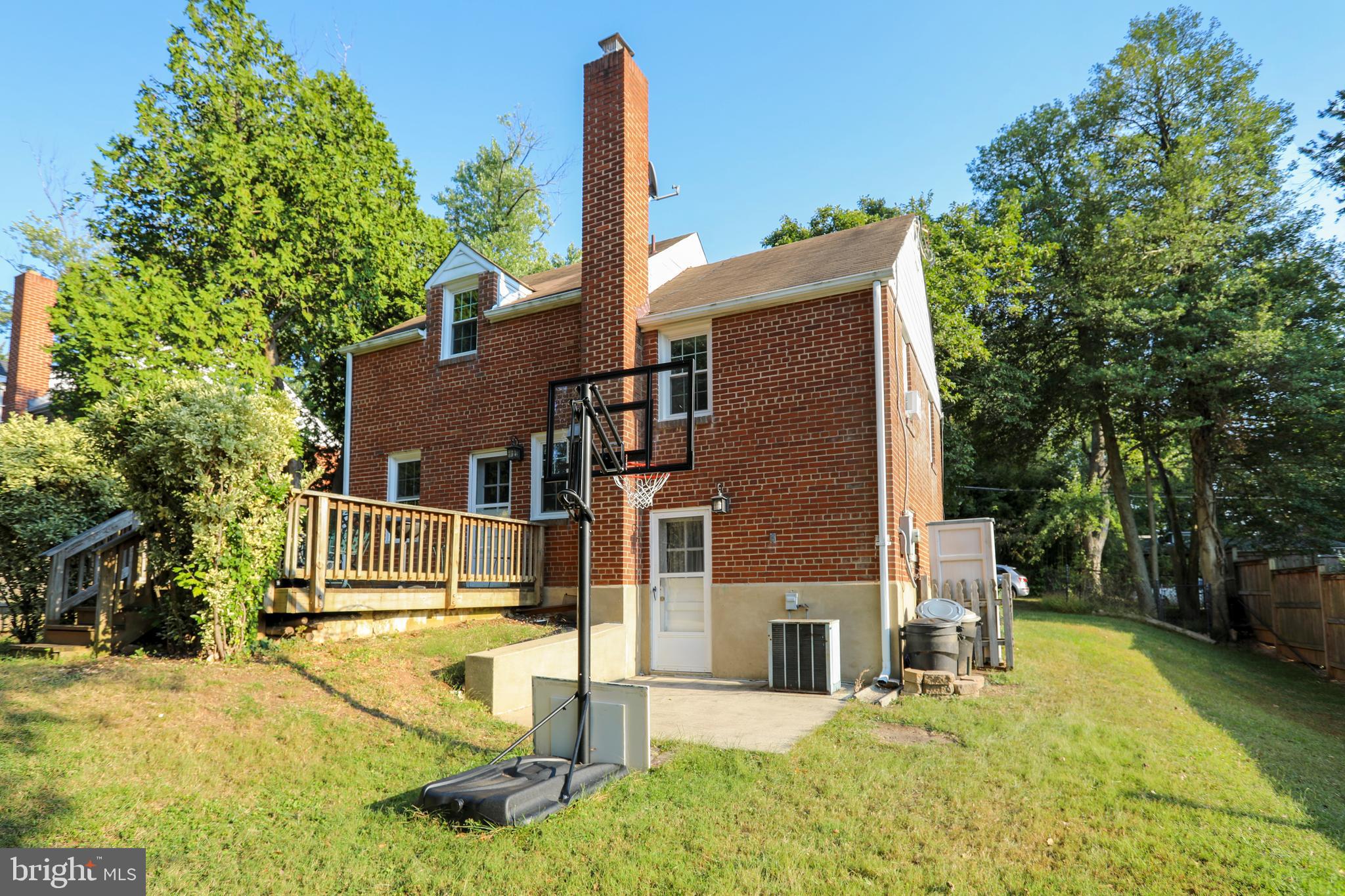 2705 Harris Avenue Silver Spring, MD 20902 - Photo 27 of 36 Gallery Image 27