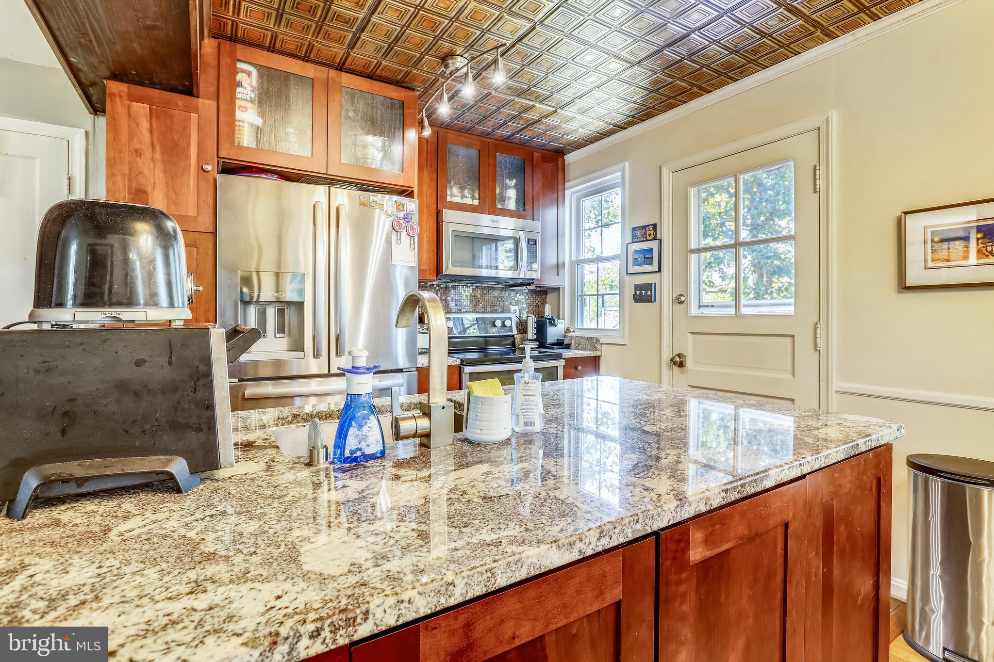 2705 Harris Avenue Silver Spring, MD 20902 - Photo 9 of 36 Gallery Image 9