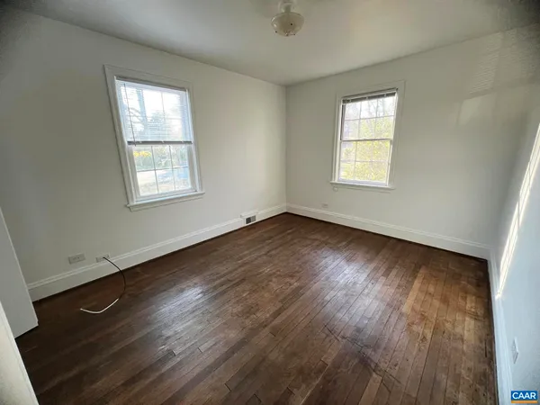 $2,195 | 1545 Rugby Avenue, Charlottesville, VA 22903