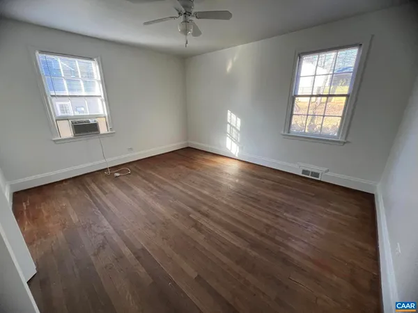 $2,195 | 1545 Rugby Avenue, Charlottesville, VA 22903