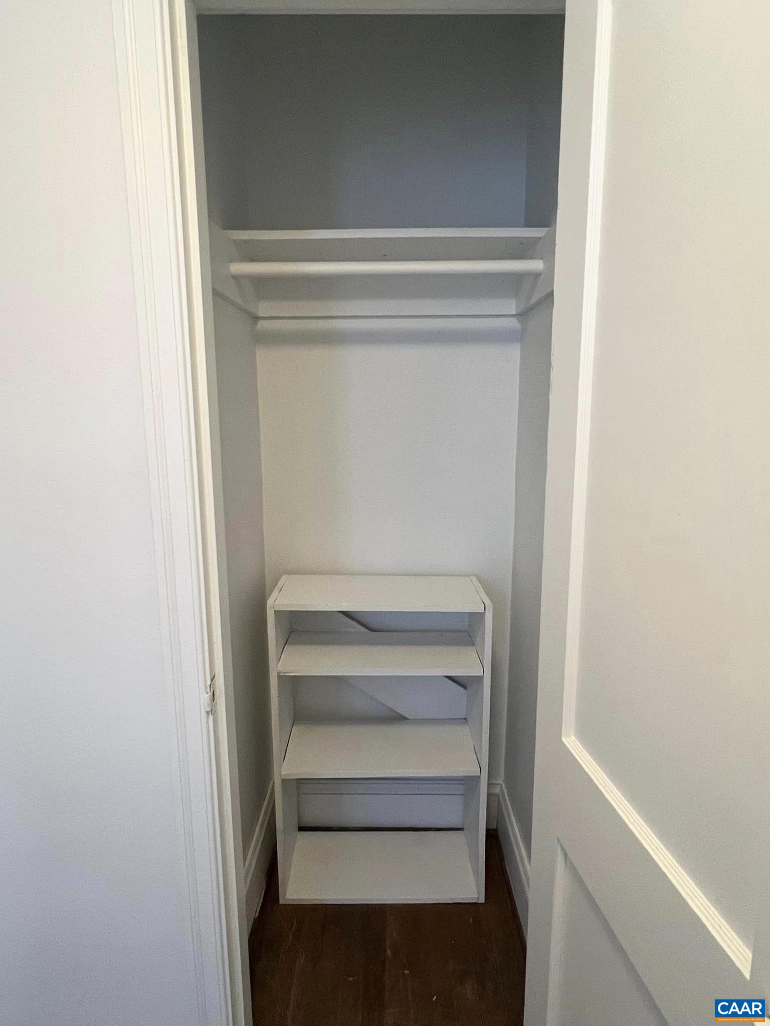 1545 Rugby Avenue Charlottesville, VA 22903 - Photo 3 of 24