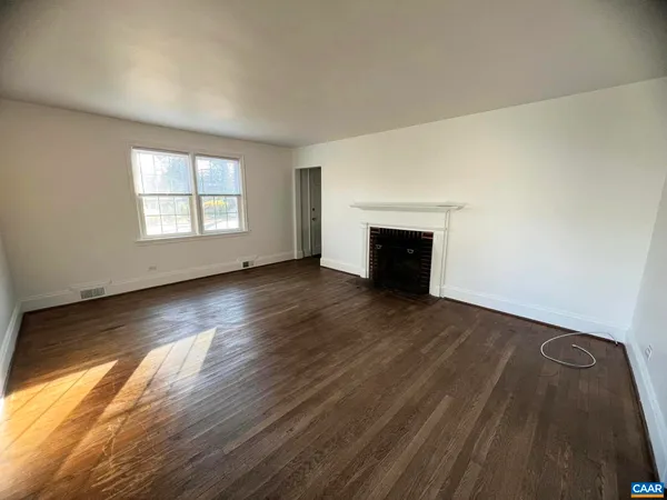 $2,195 | 1545 Rugby Avenue, Charlottesville, VA 22903