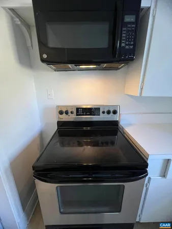 $2,195 | 1545 Rugby Avenue, Charlottesville, VA 22903