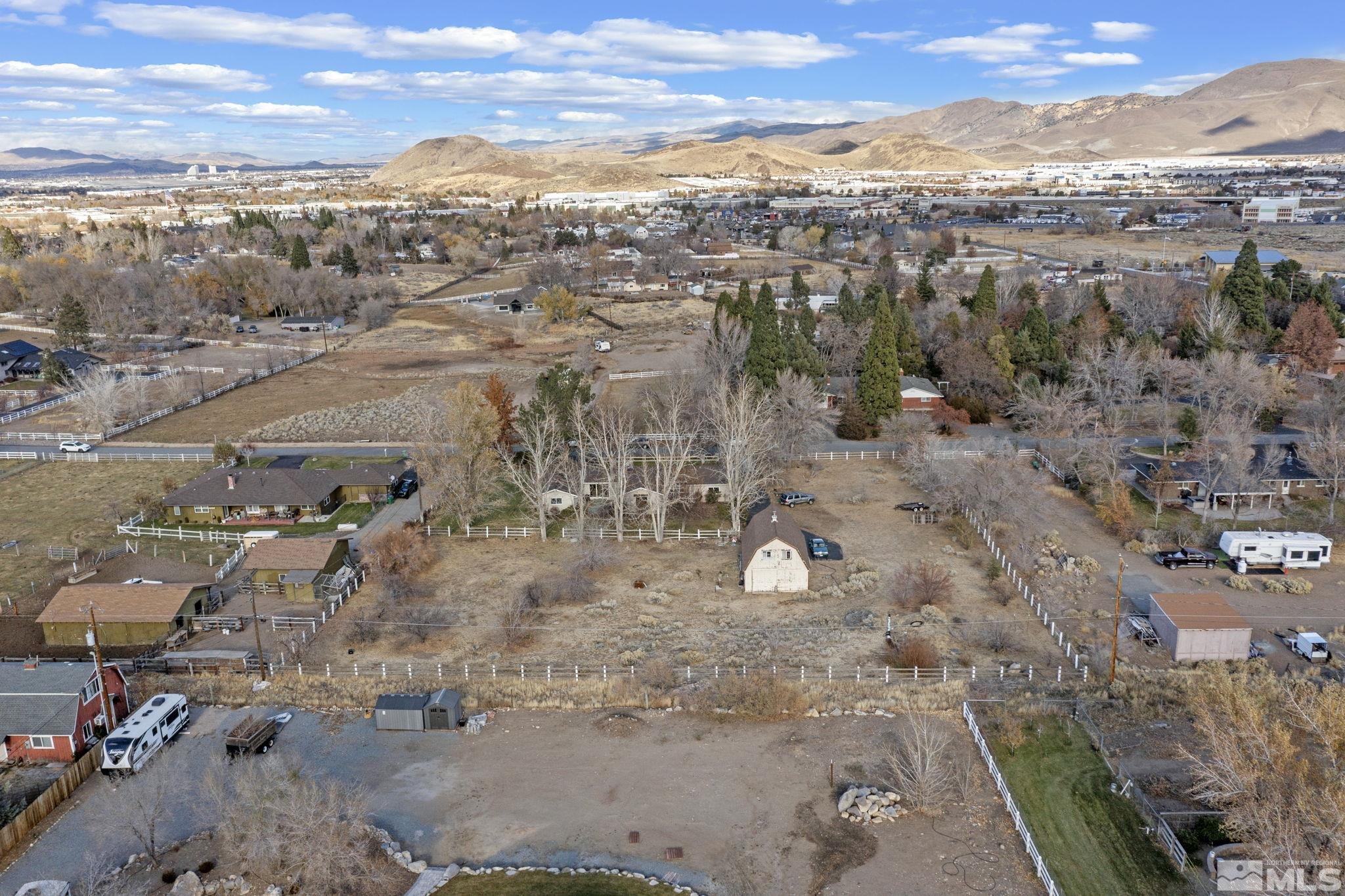 1631 Eli Drive Reno, NV 89511 - Photo 37 of 40 a view of a city