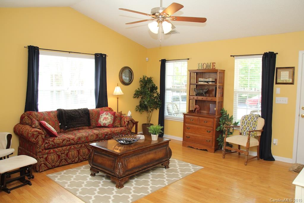 209 Butler Place, Unit 105 Fort Mill, SC 29715 - Photo 4 of 13 Gallery Image 4