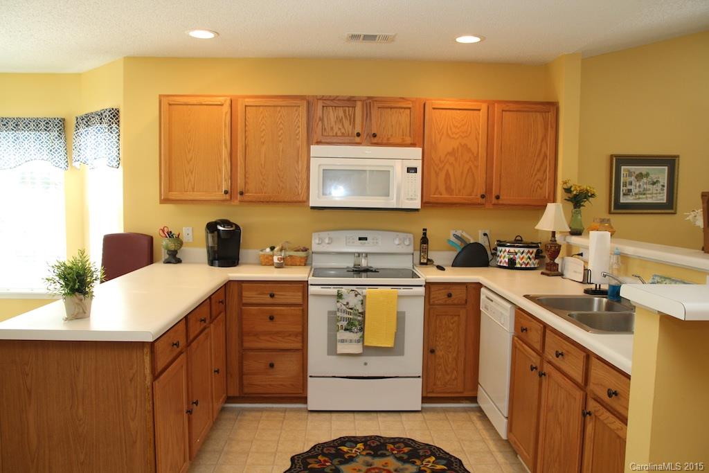 209 Butler Place, Unit 105 Fort Mill, SC 29715 - Photo 5 of 13 Gallery Image 5
