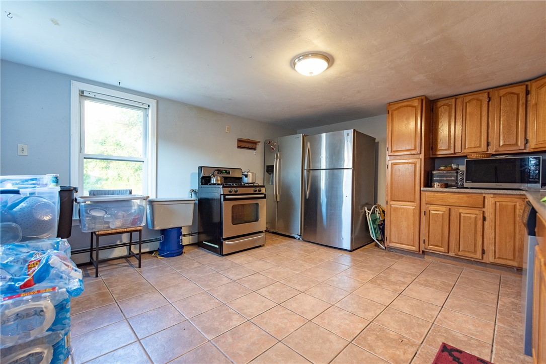 408 Cumberland Hill Road Woonsocket, RI 02895 - Photo 14 of 21