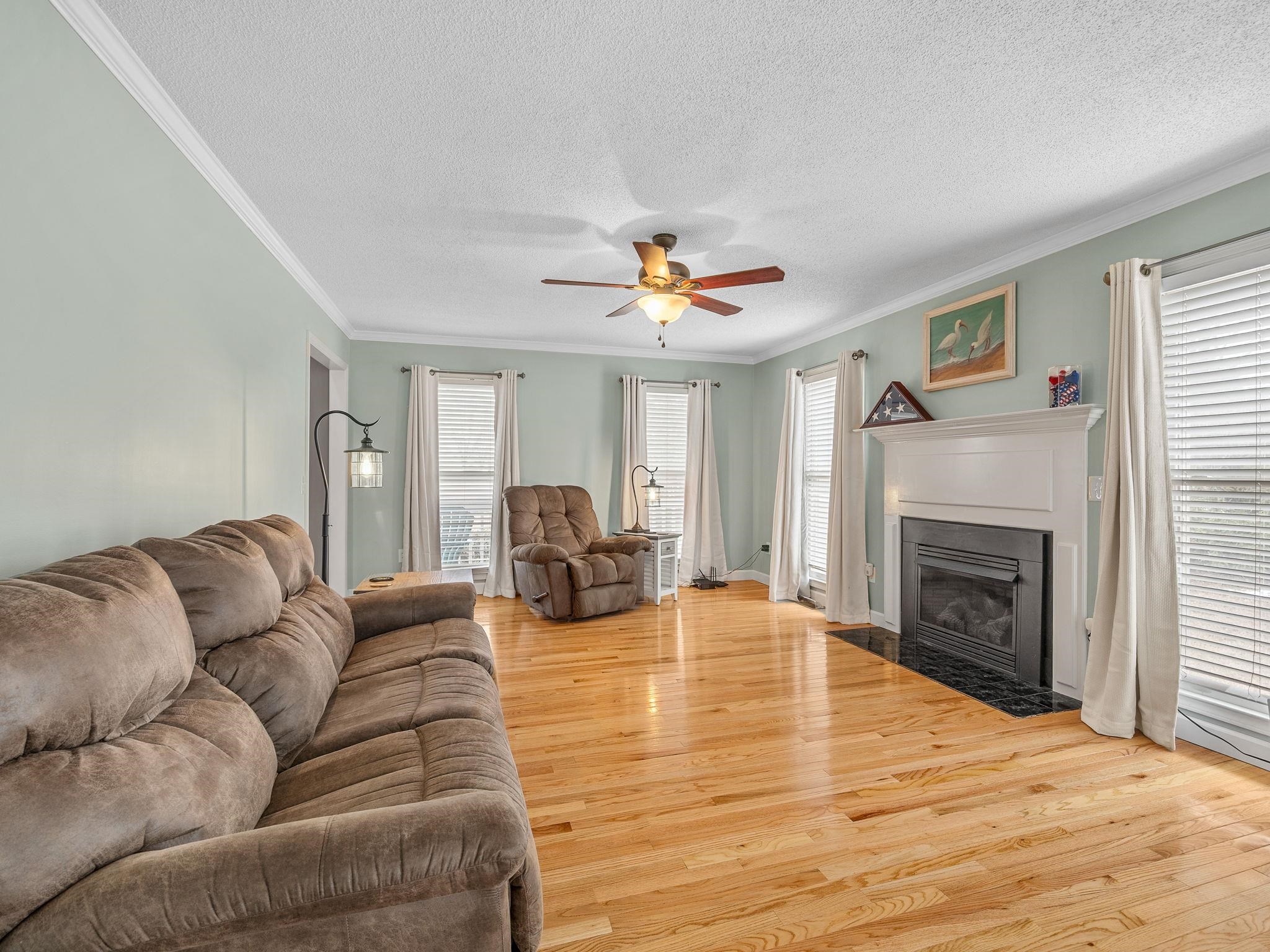 1570 Roddy Road Campobello, SC 29322 - Photo 8 of 47