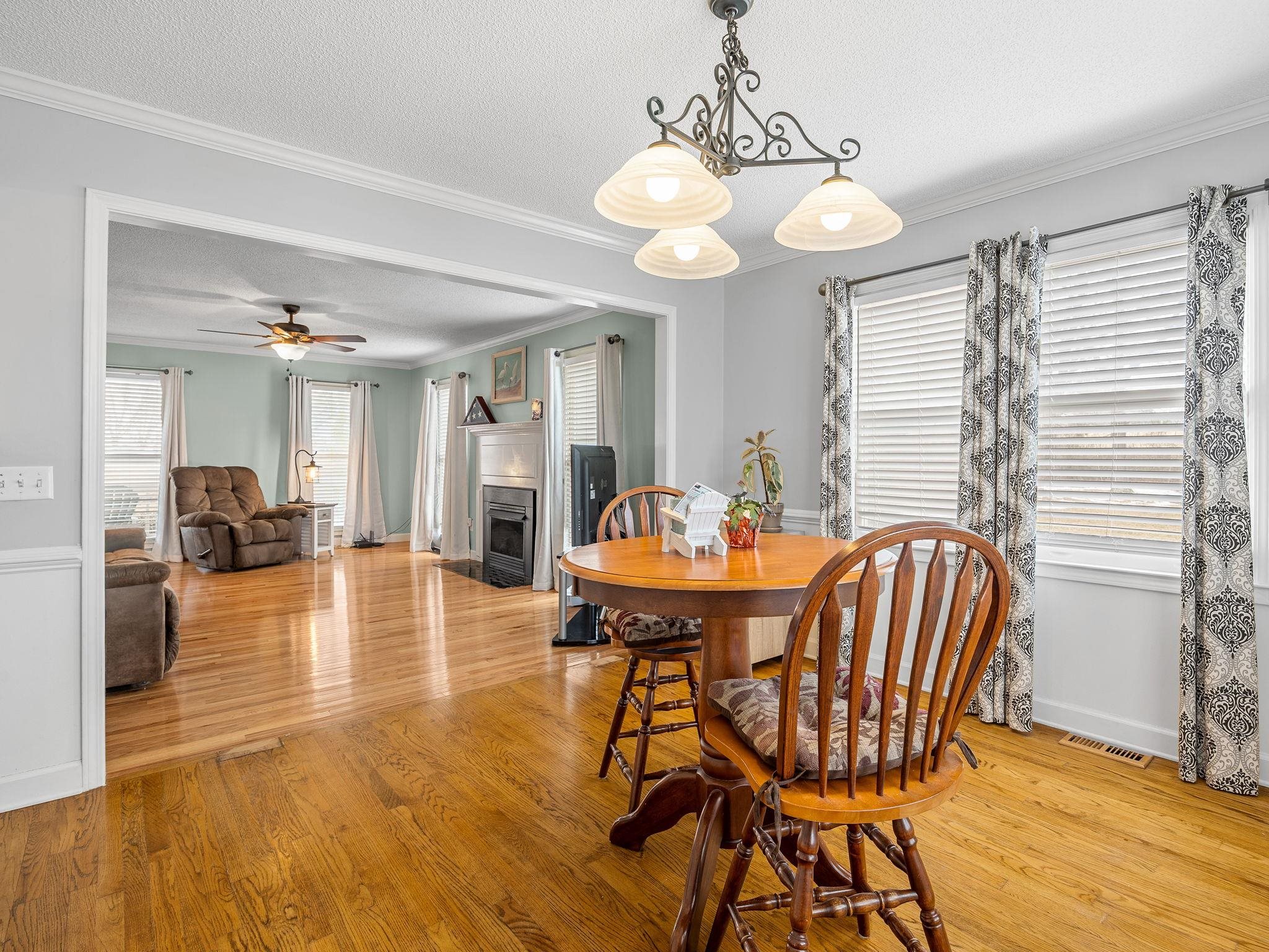 1570 Roddy Road Campobello, SC 29322 - Photo 10 of 47