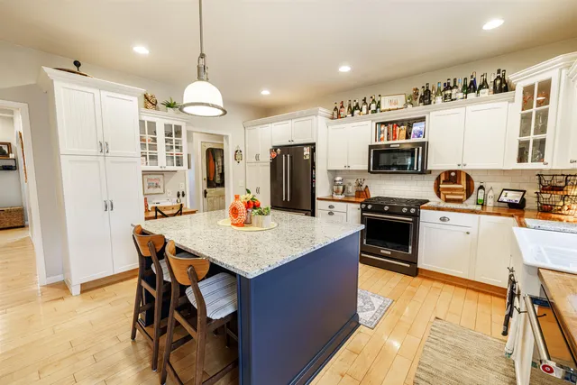 $659,900 | 5720 North McNichols Drive, Milton, WI 53563