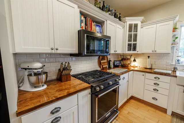 $659,900 | 5720 North McNichols Drive, Milton, WI 53563