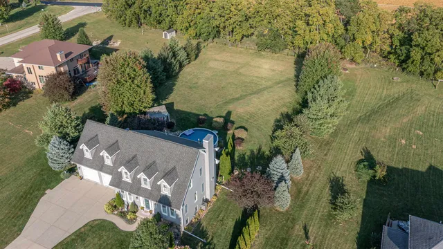 $659,900 | 5720 North McNichols Drive, Milton, WI 53563