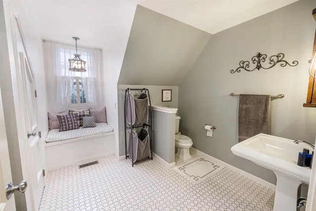 $659,900 | 5720 North McNichols Drive, Milton, WI 53563