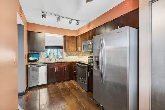 $150,000 | 7290 Kinghurst Drive, Unit 405, Delray Beach, FL 33446