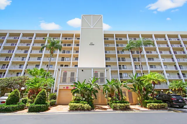 $150,000 | 7290 Kinghurst Drive, Unit 405, Delray Beach, FL 33446