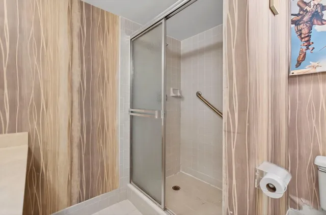 $150,000 | 7290 Kinghurst Drive, Unit 405, Delray Beach, FL 33446